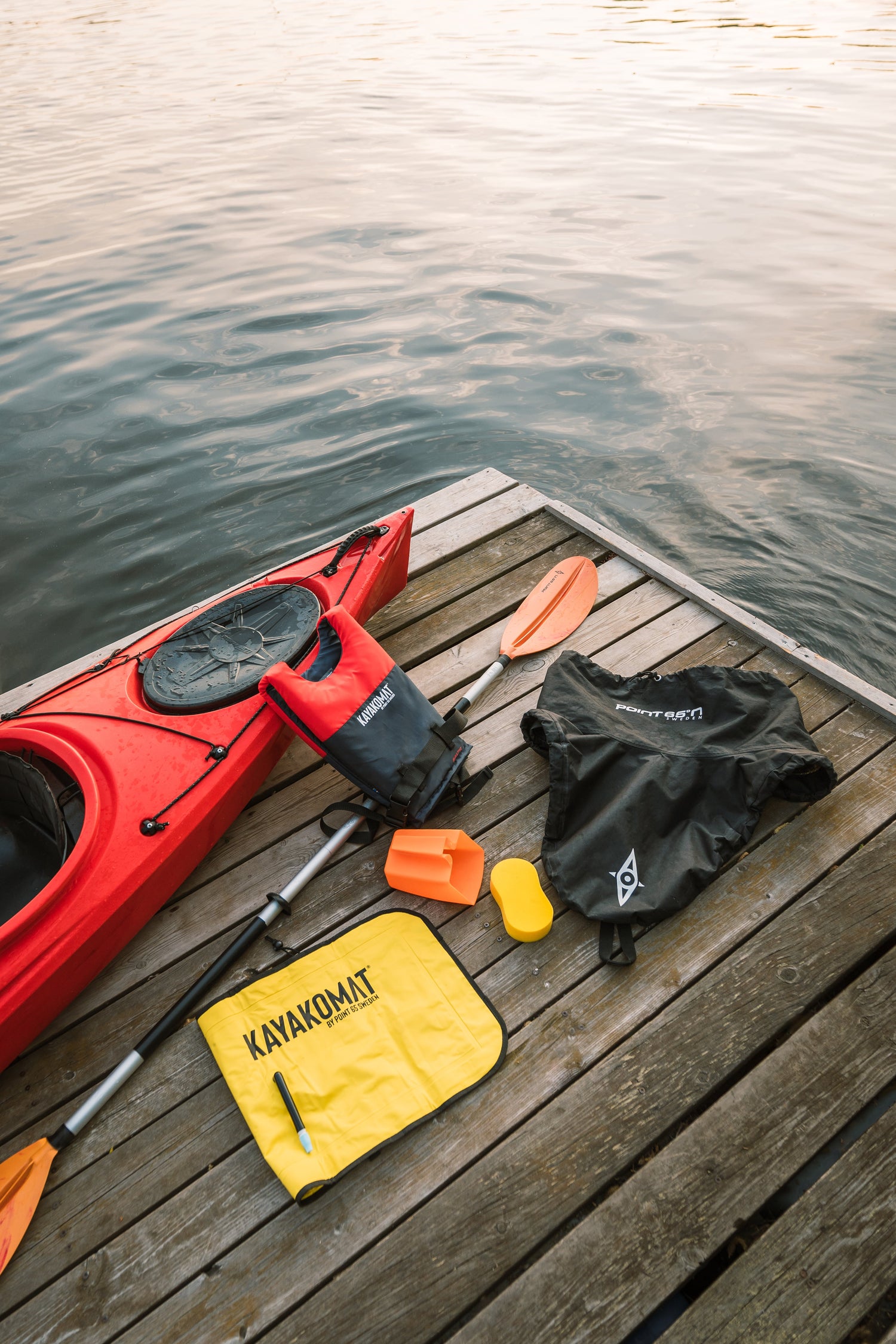 KAYAKOMAT Kayak equipment and clothes